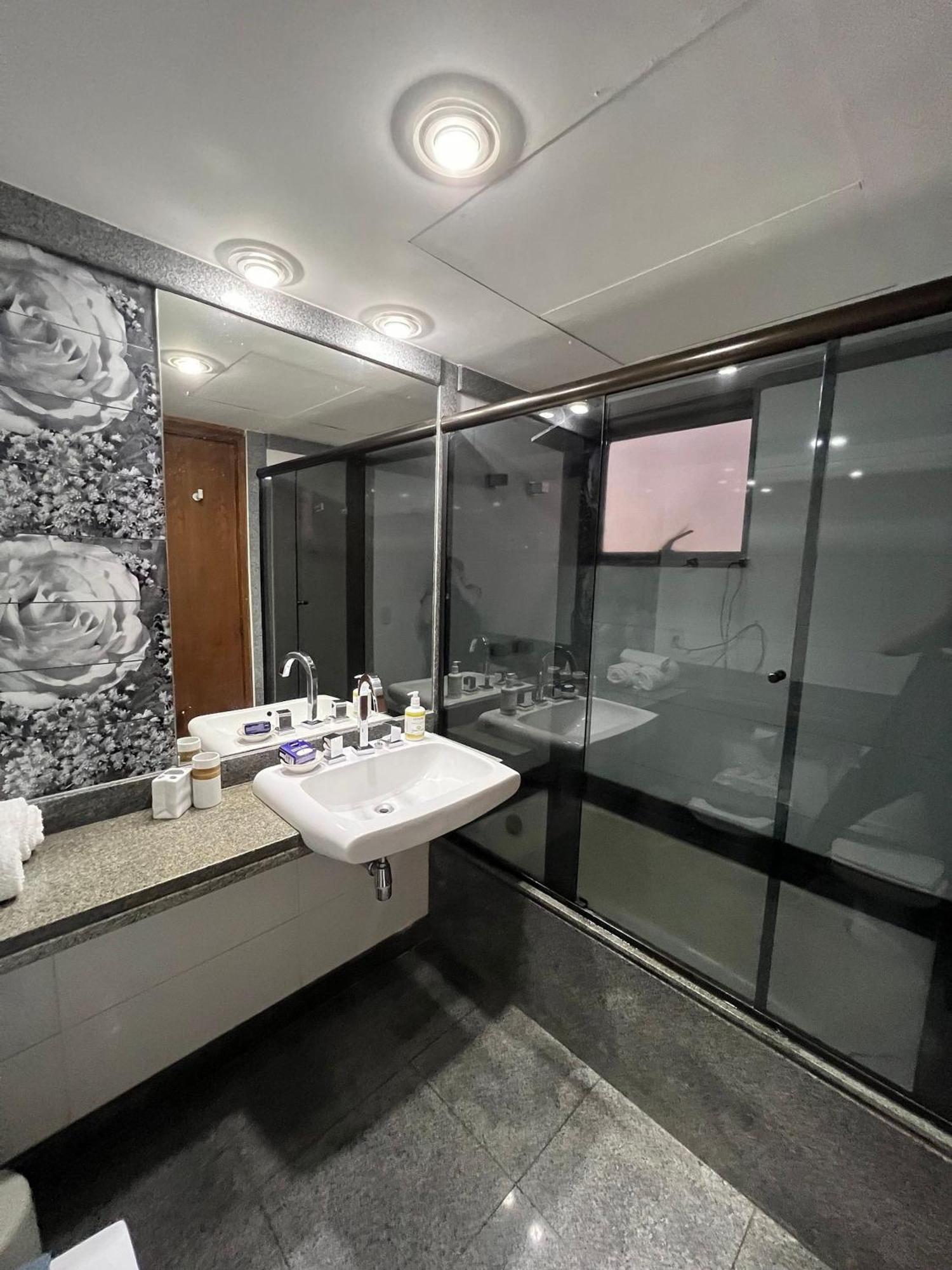 Flat Ipanema - Vieira Souto 500 Appartement Rio de Janeiro Buitenkant foto